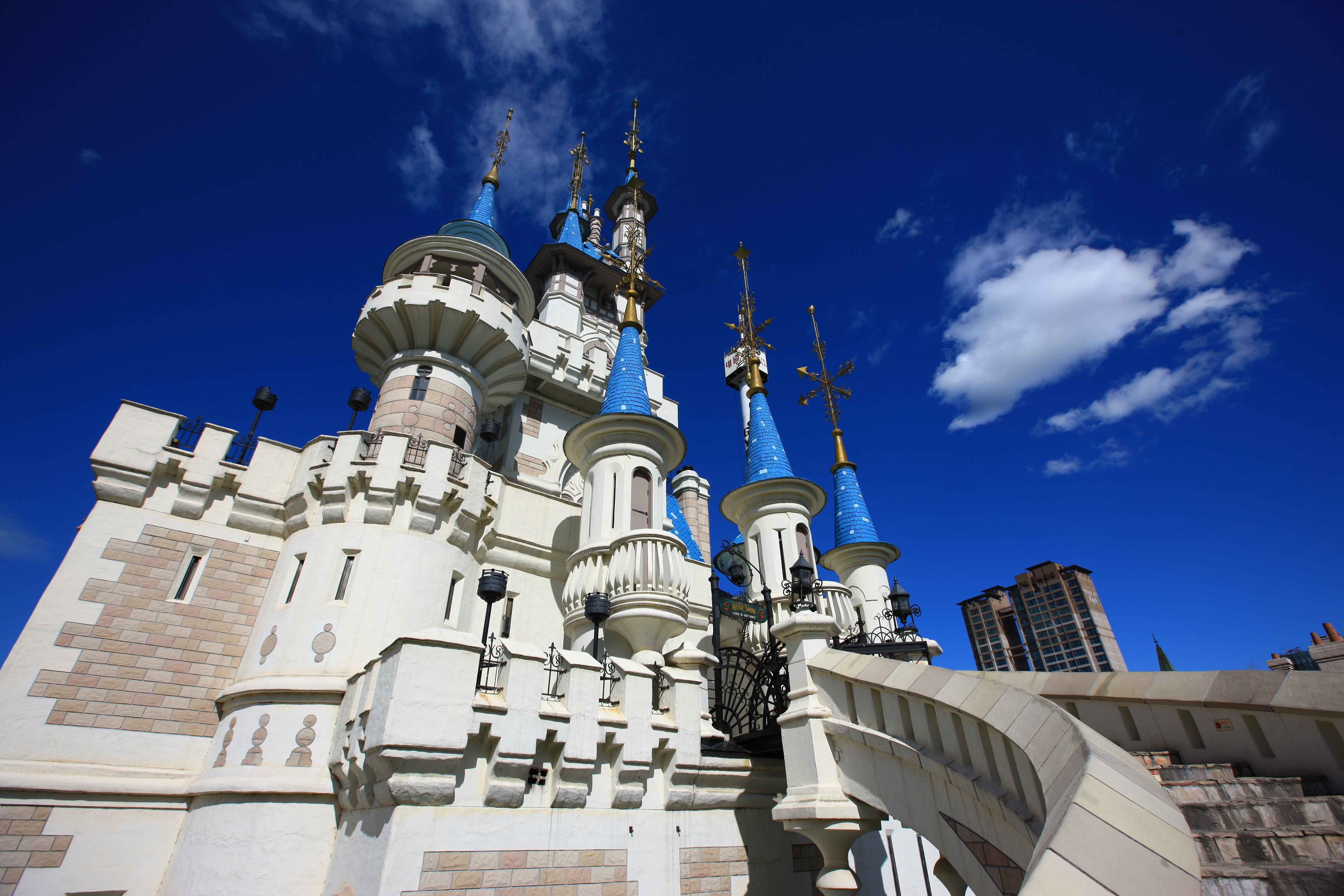 Lotte World Castle