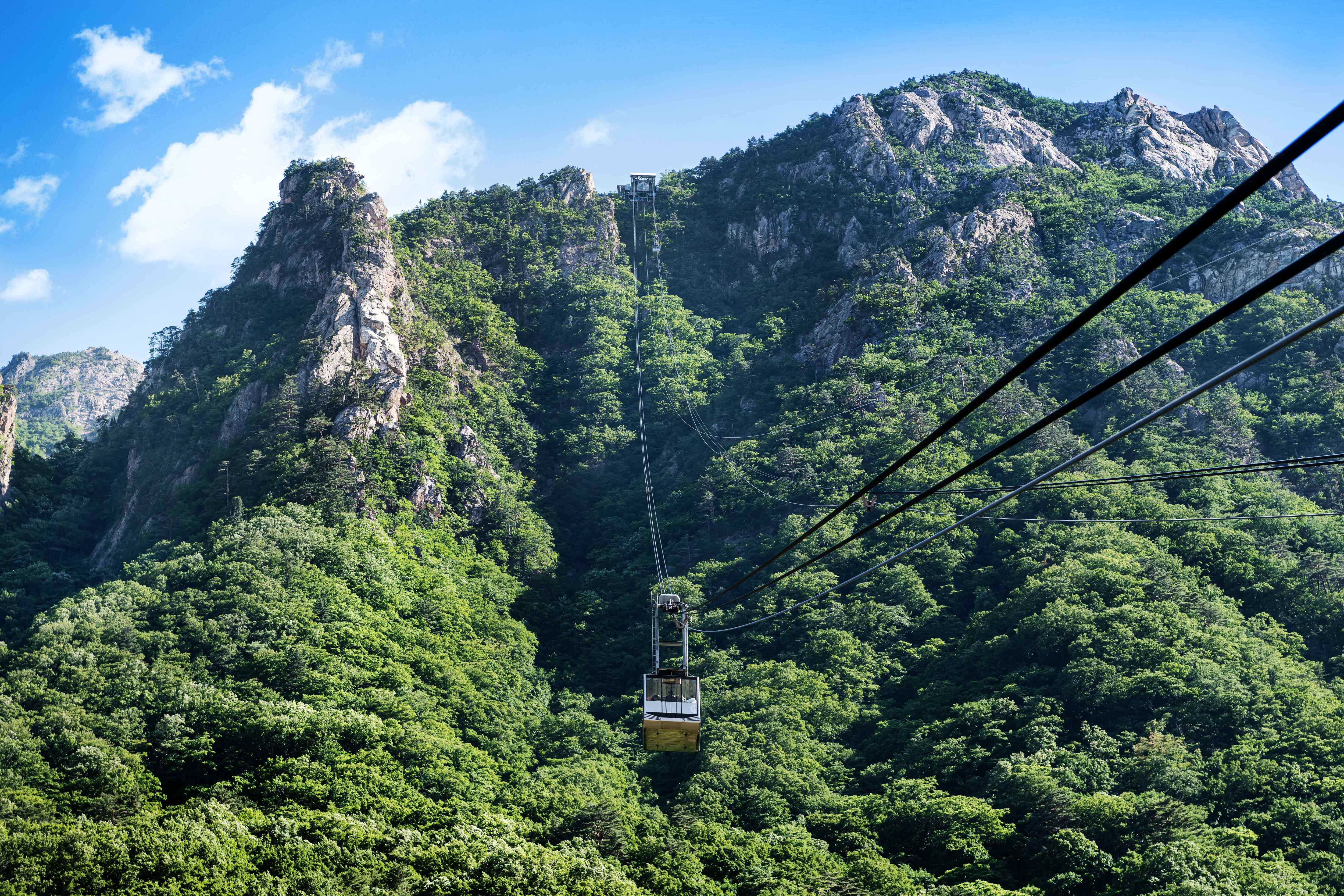 Teleférico de Seoraksan en funcionamiento