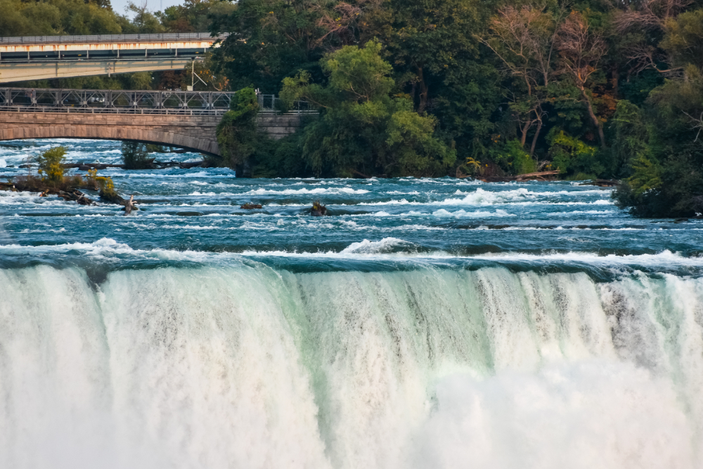 Niagara Falls_TH